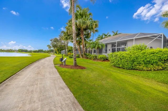 $1,850,000 | 10575 Stonebridge Boulevard, Boca Raton, FL 33498