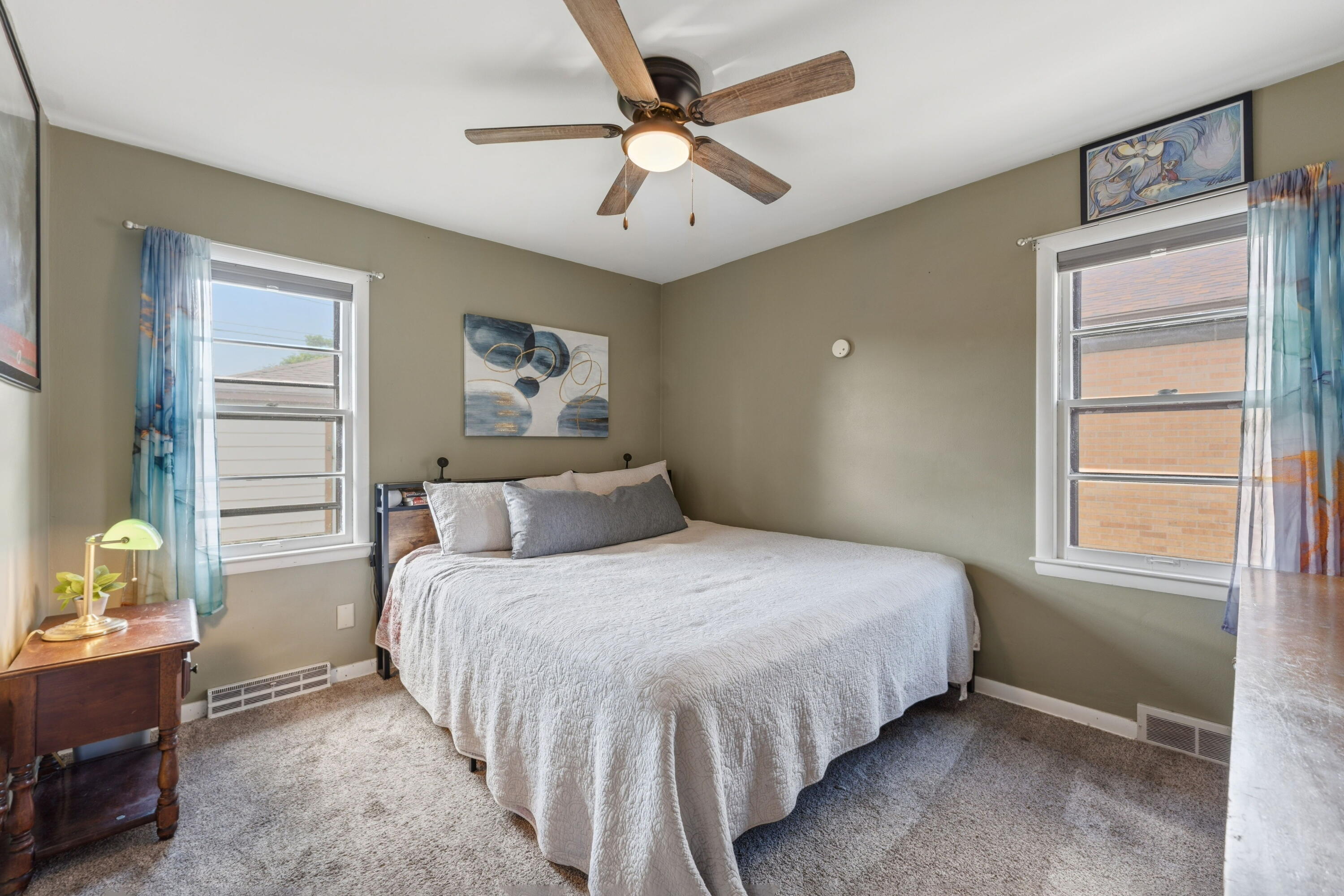 2621 Gilson Street Racine, WI 53403 - Photo 9 of 18 Primary Bedroom