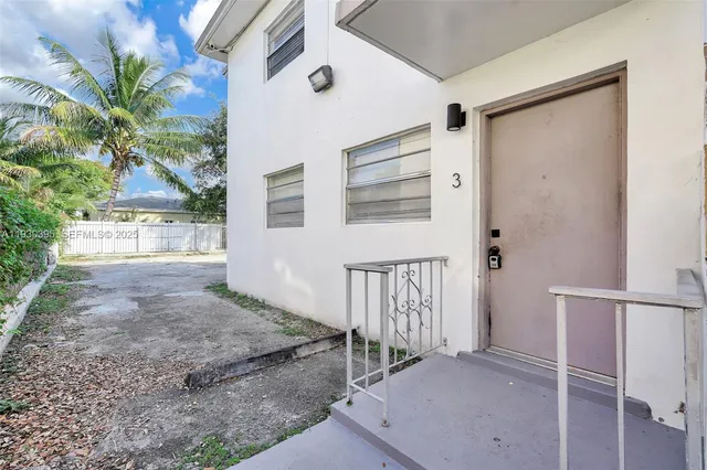 $1,699 | 8295 Northeast Miami Court, Unit 3, Miami, FL 33138