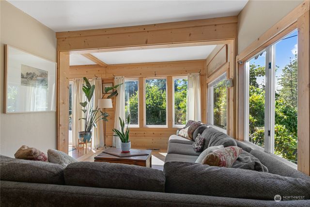 $1,725,000 | 1207 40th Street, Bellingham, WA 98229