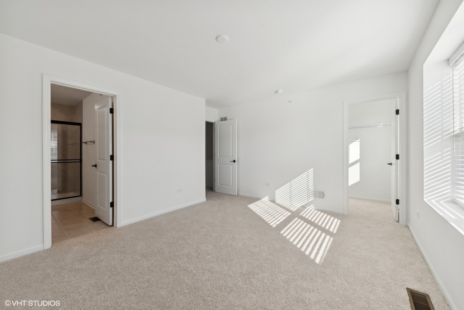 1033 Wren Road Des Plaines, IL 60018 - Photo 12 of 20