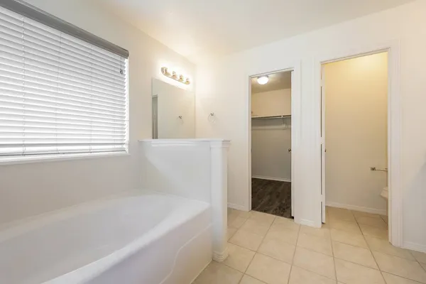$2,645 | 8518 Sports Haven Drive, Humble, TX 77346
