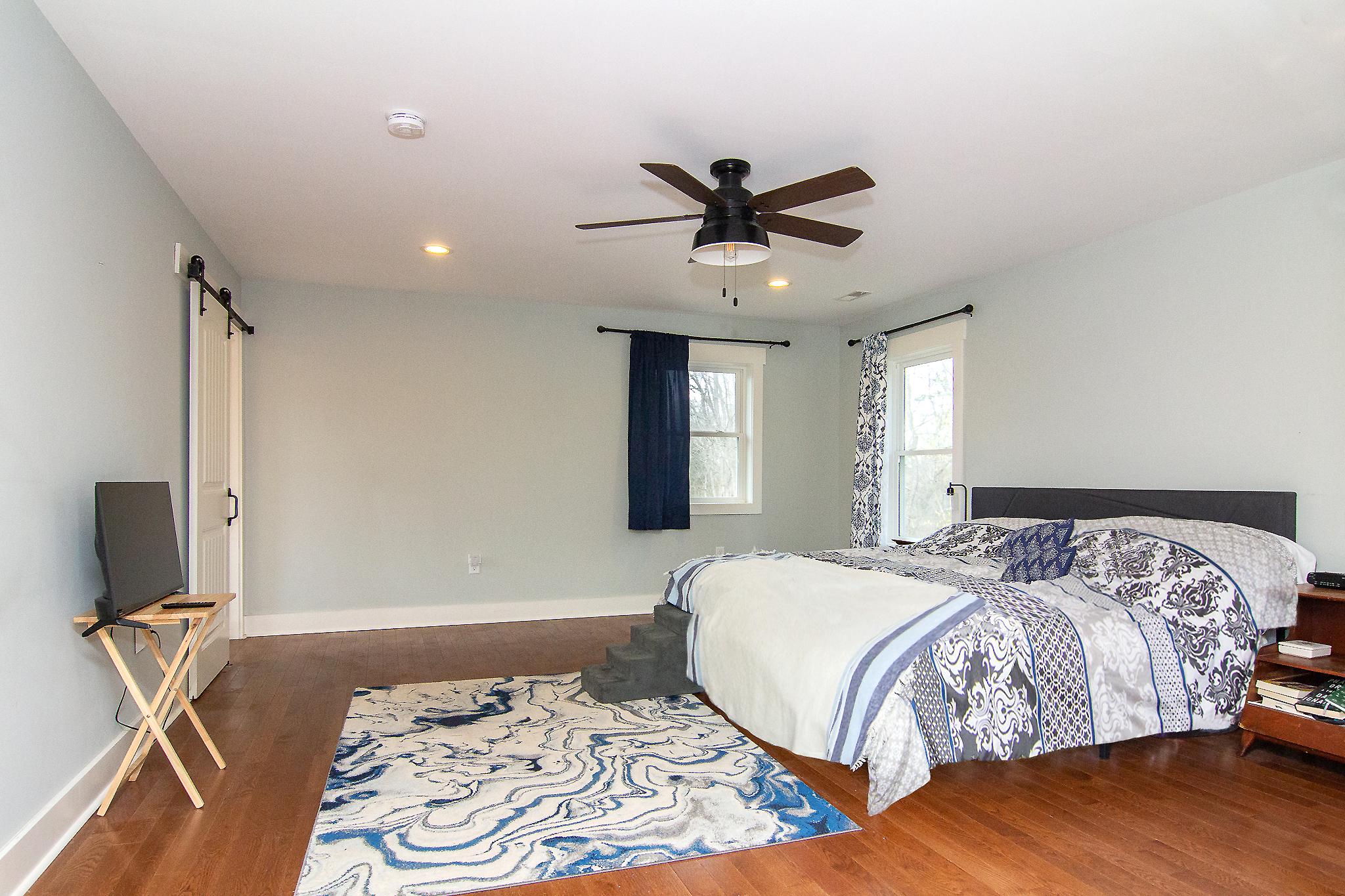 3061 Emmitsburg Road Gettysburg, PA 17325 - Photo 22 of 47 a bedroom with a bed and a window