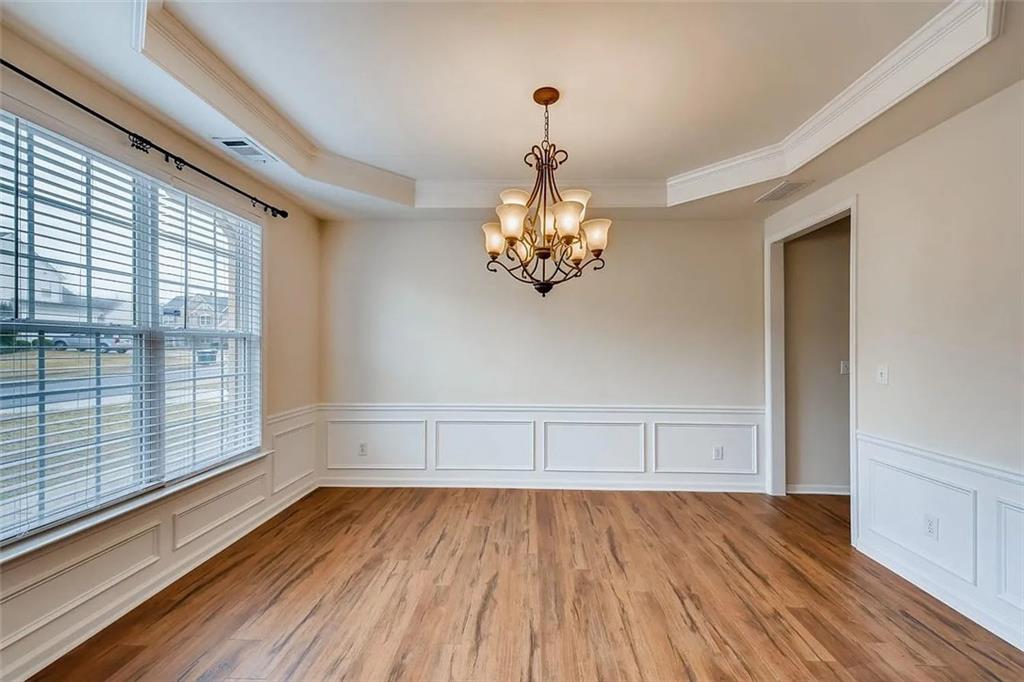 520 Midhurst Place Suwanee, GA 30024 - Photo 7 of 28