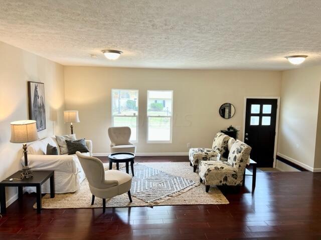 4783 Bourke Road Columbus, OH 43229 - Photo 5 of 22