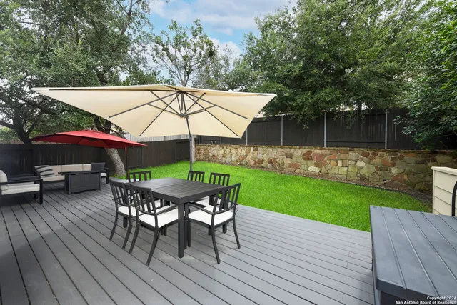 a view of outdoor space yard and patio