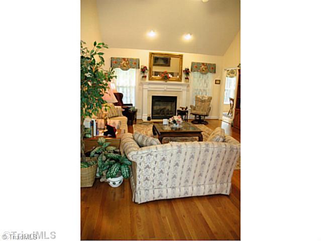 241 High Meadows Road Advance, NC 27006 - Photo 13 of 15 Den/Family/Great Room.