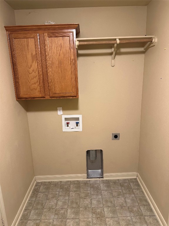 7518 Amber Meadow Loop Temple, TX 76502 - Photo 28 of 35 a view of a room with shelf