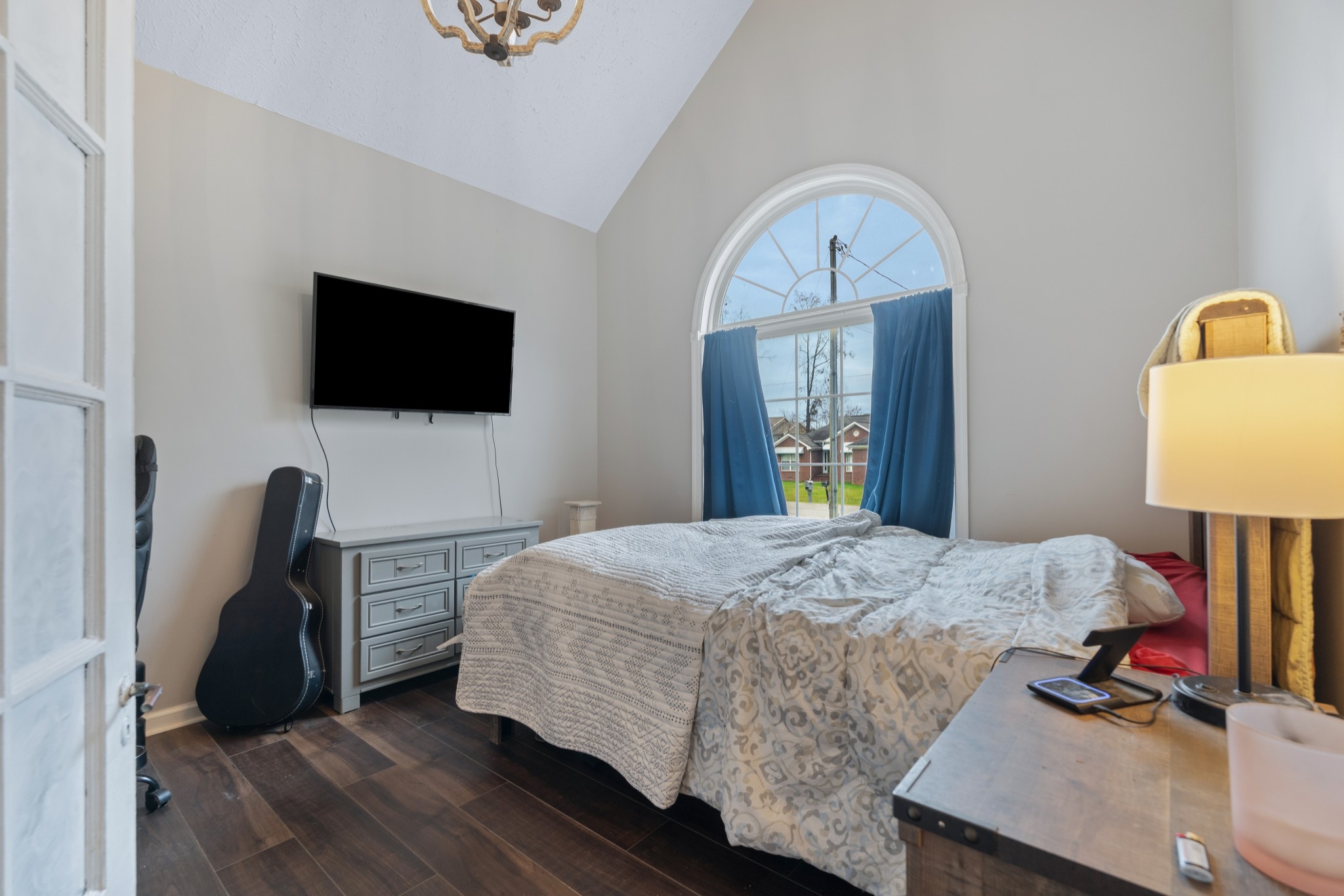 79 Hunt Creek Road Manchester, TN 37355 - Photo 21 of 28 a bedroom with a bed and a flat screen tv