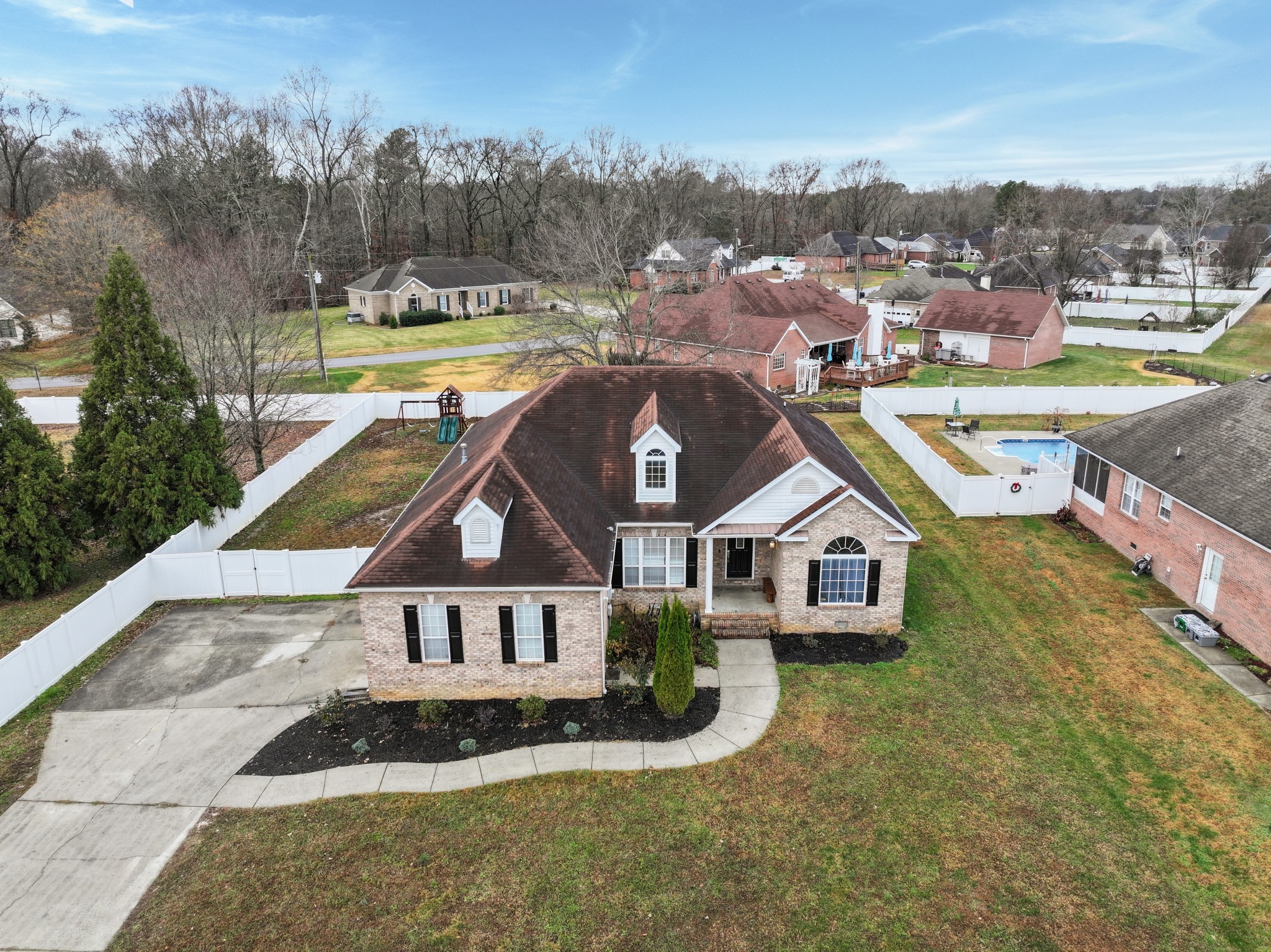 79 Hunt Creek Road Manchester, TN 37355 - Photo 28 of 28 a aerial view of a house with a big yard and large trees