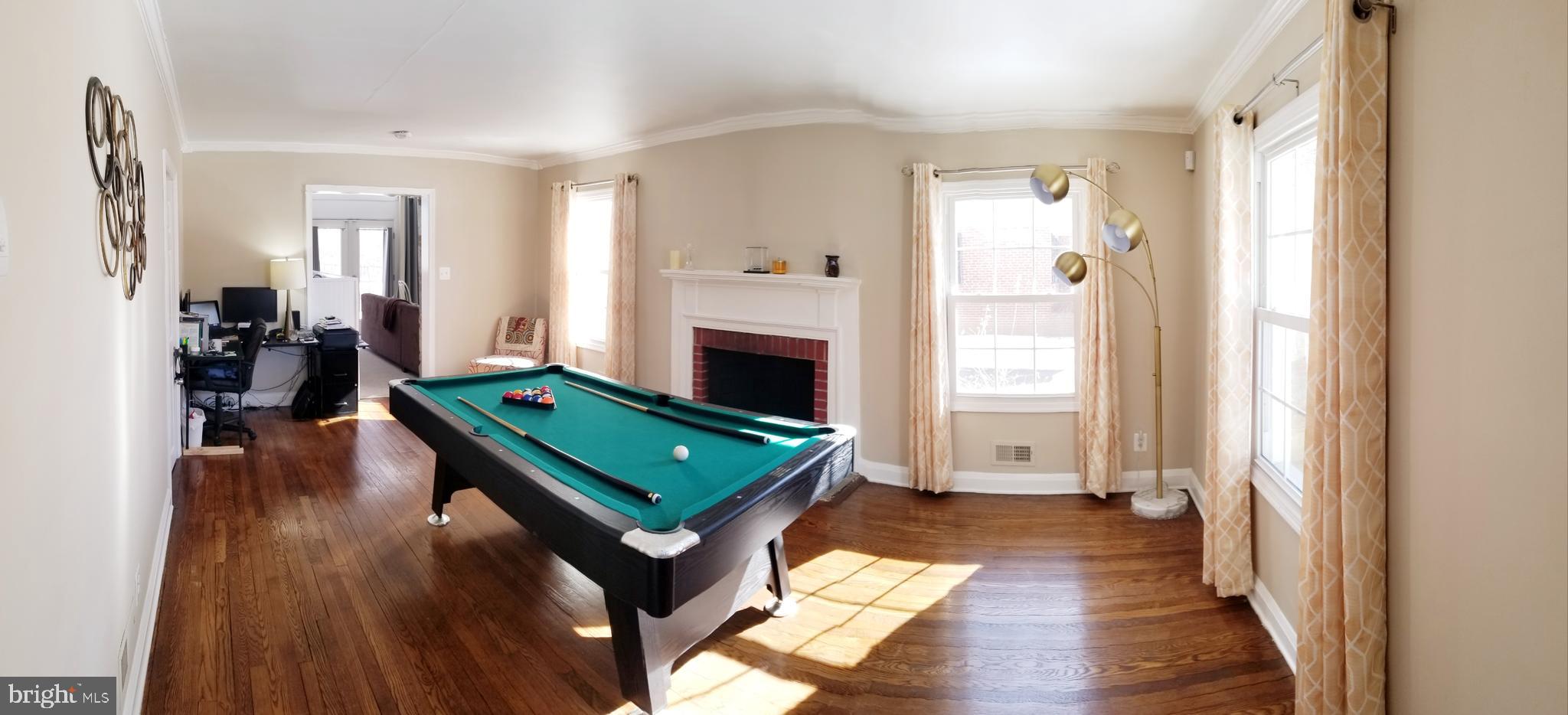 6818 Campfield Road Baltimore, MD 21207 - Photo 8 of 49 Living Room