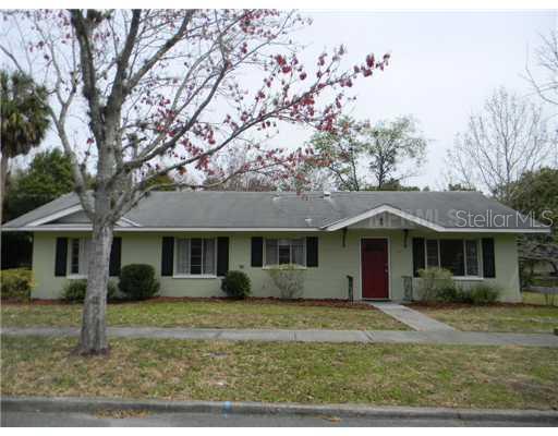 1006 Alexander Street Mount Dora, FL 32757 - Photo 1 of 1 Exterior Front - This is a very charming and updated 3 bedroom, 2 bath ranch home on a nice corner lot in the Historic District of Downtown Mount Dora.