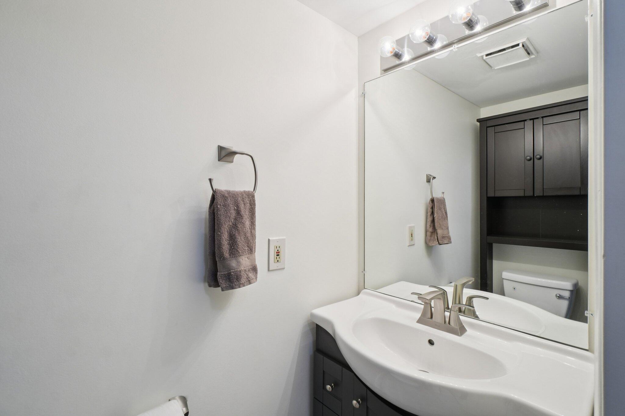 22173 Pondview Novi, MI 48375 - Photo 12 of 36 Main Floor Half Bath