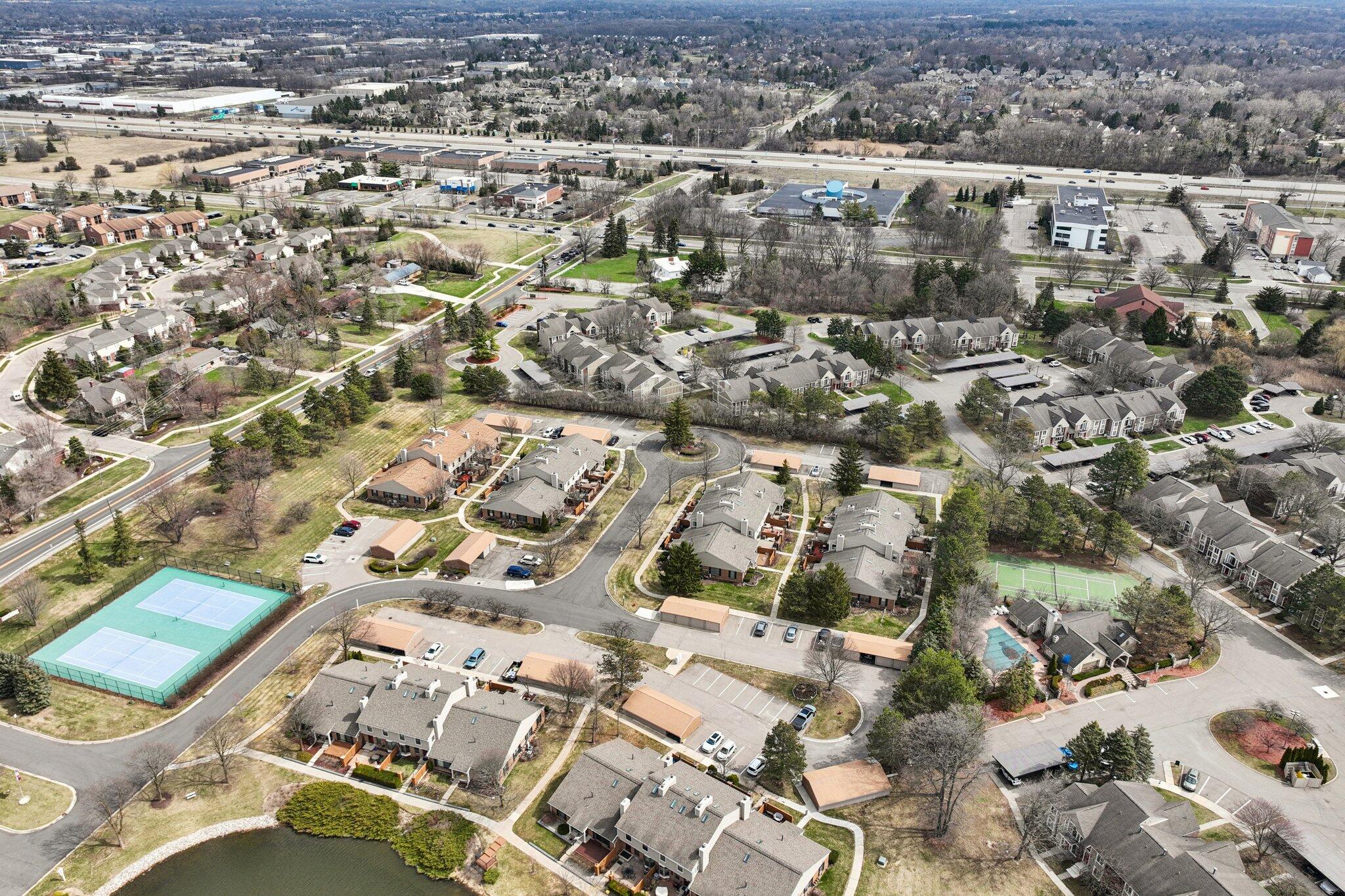 22173 Pondview Novi, MI 48375 - Photo 29 of 36 Aerial