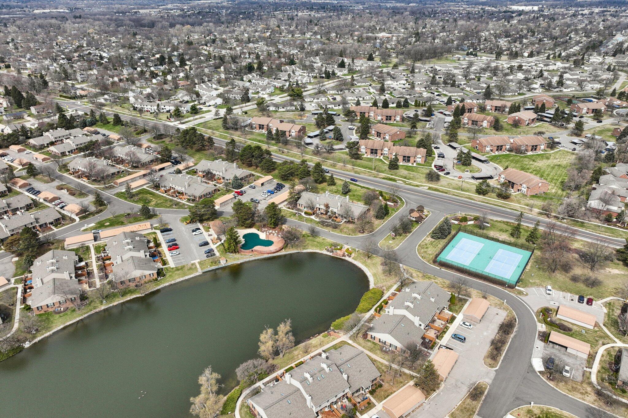 22173 Pondview Novi, MI 48375 - Photo 30 of 36 Aerial