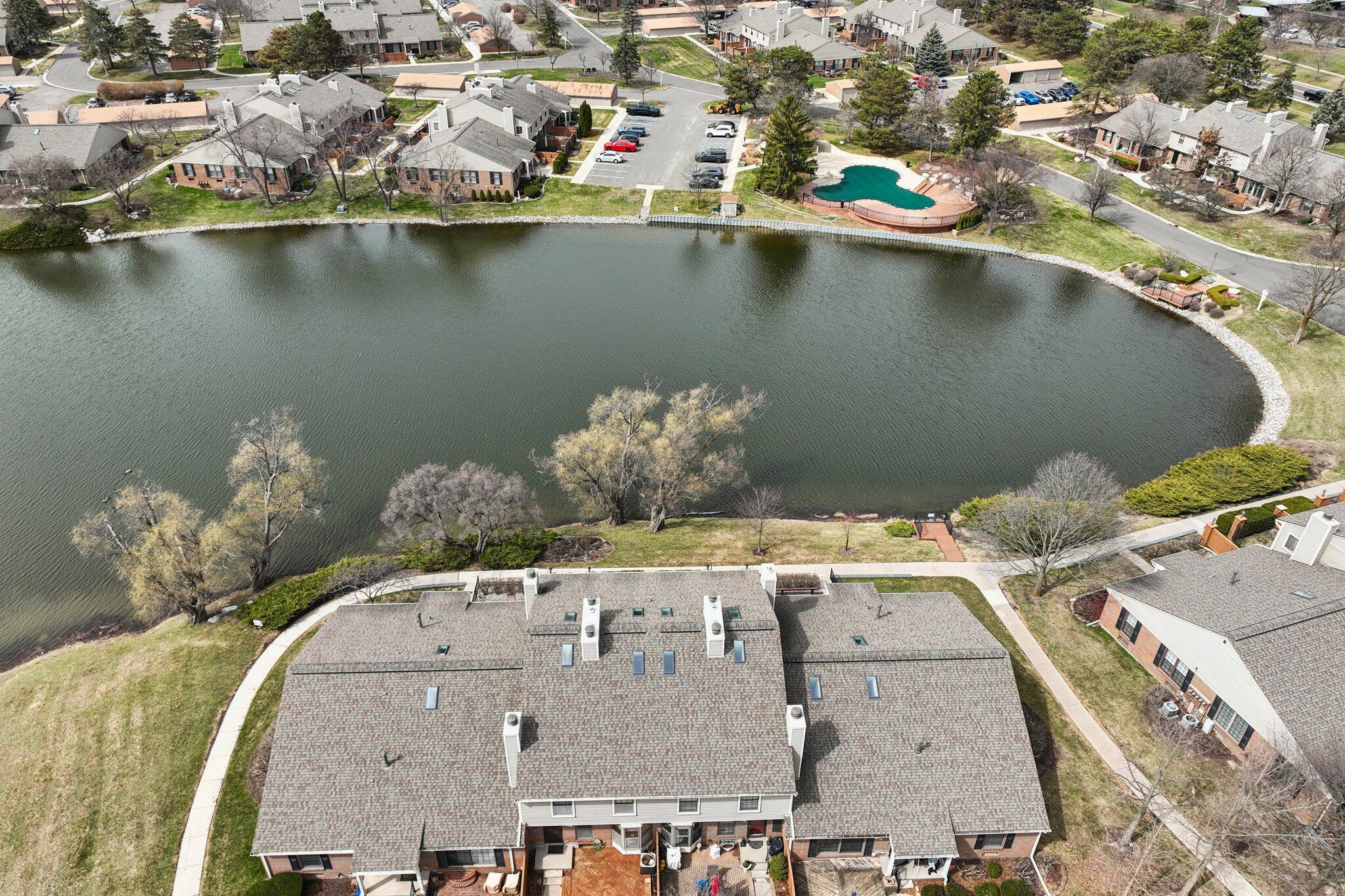 22173 Pondview Novi, MI 48375 - Photo 32 of 36 Aerial