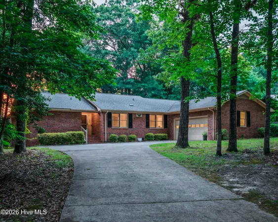 $350,000 | 315 Gatewood Drive, New Bern, NC 28562