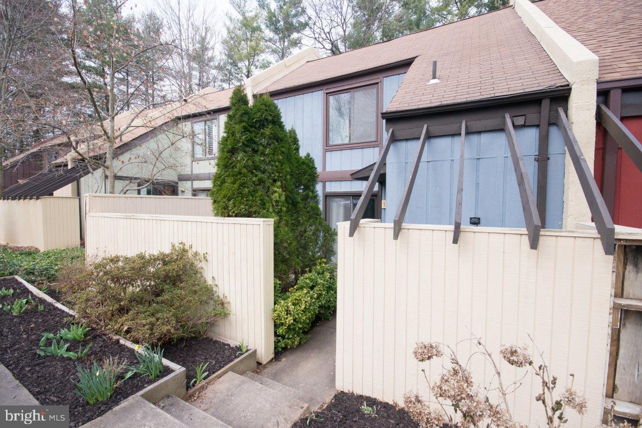 11070 Saffold Way Reston, VA 20190 - Photo 3 of 35