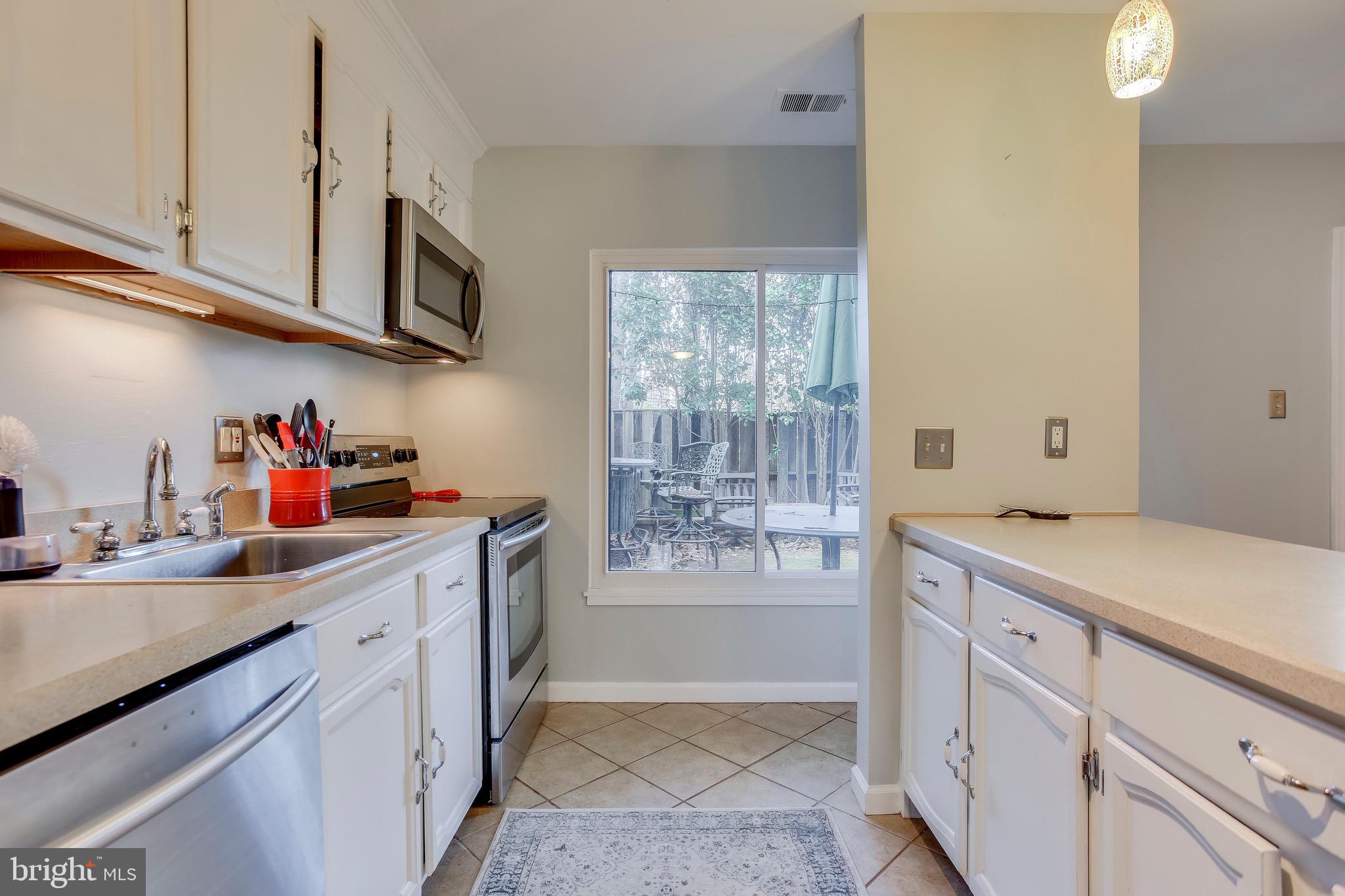 11070 Saffold Way Reston, VA 20190 - Photo 9 of 35