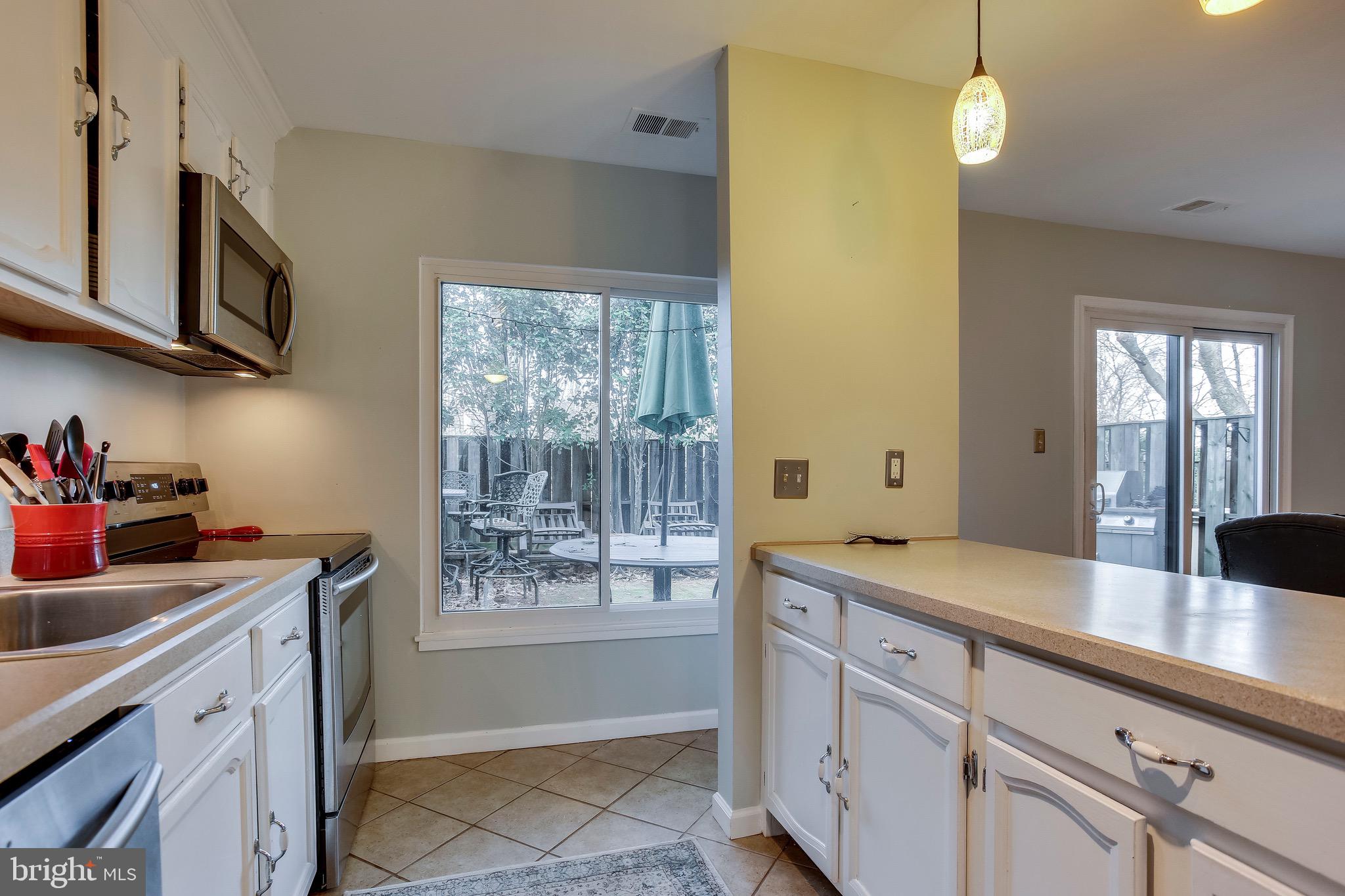 11070 Saffold Way Reston, VA 20190 - Photo 10 of 35