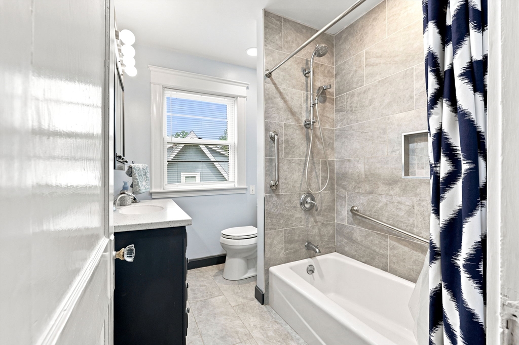 43 Southbourne Road Boston, MA 02130 - Photo 14 of 41