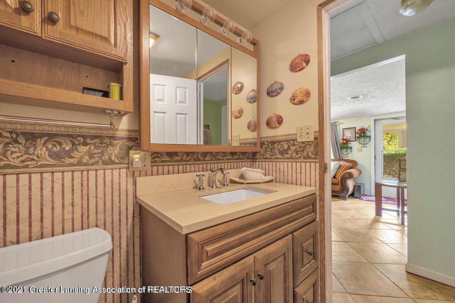 4926 Pleasant Grove Road Lansing, MI 48910 - Photo 19 of 36 PG17
