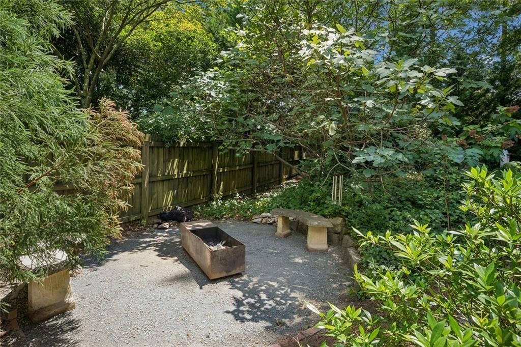 2069 Edinburgh Terrace Northeast Atlanta, GA 30307 - Photo 50 of 72