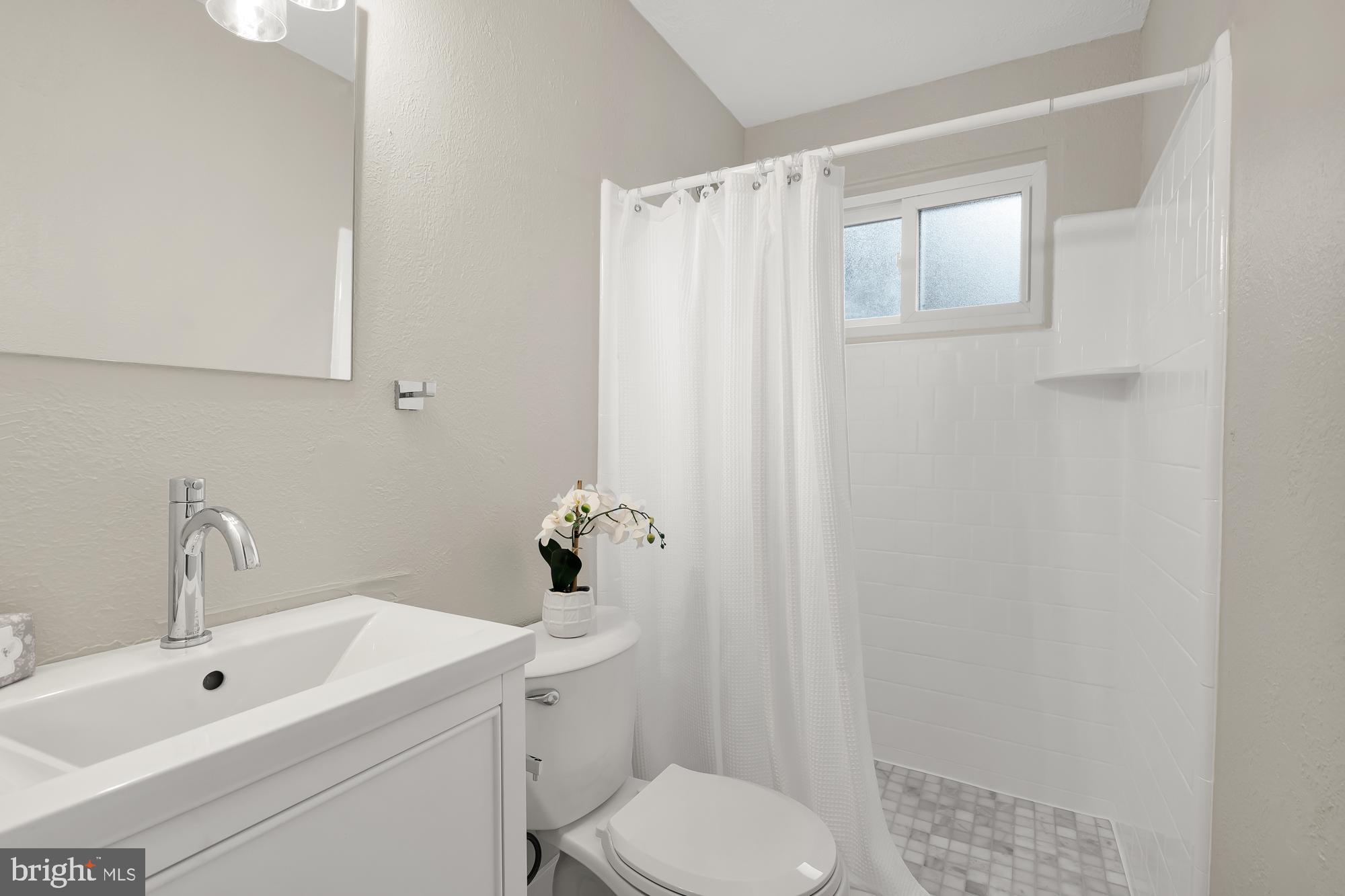 4024 Simms Drive Kensington, MD 20895 - Photo 31 of 42 3rd full bath