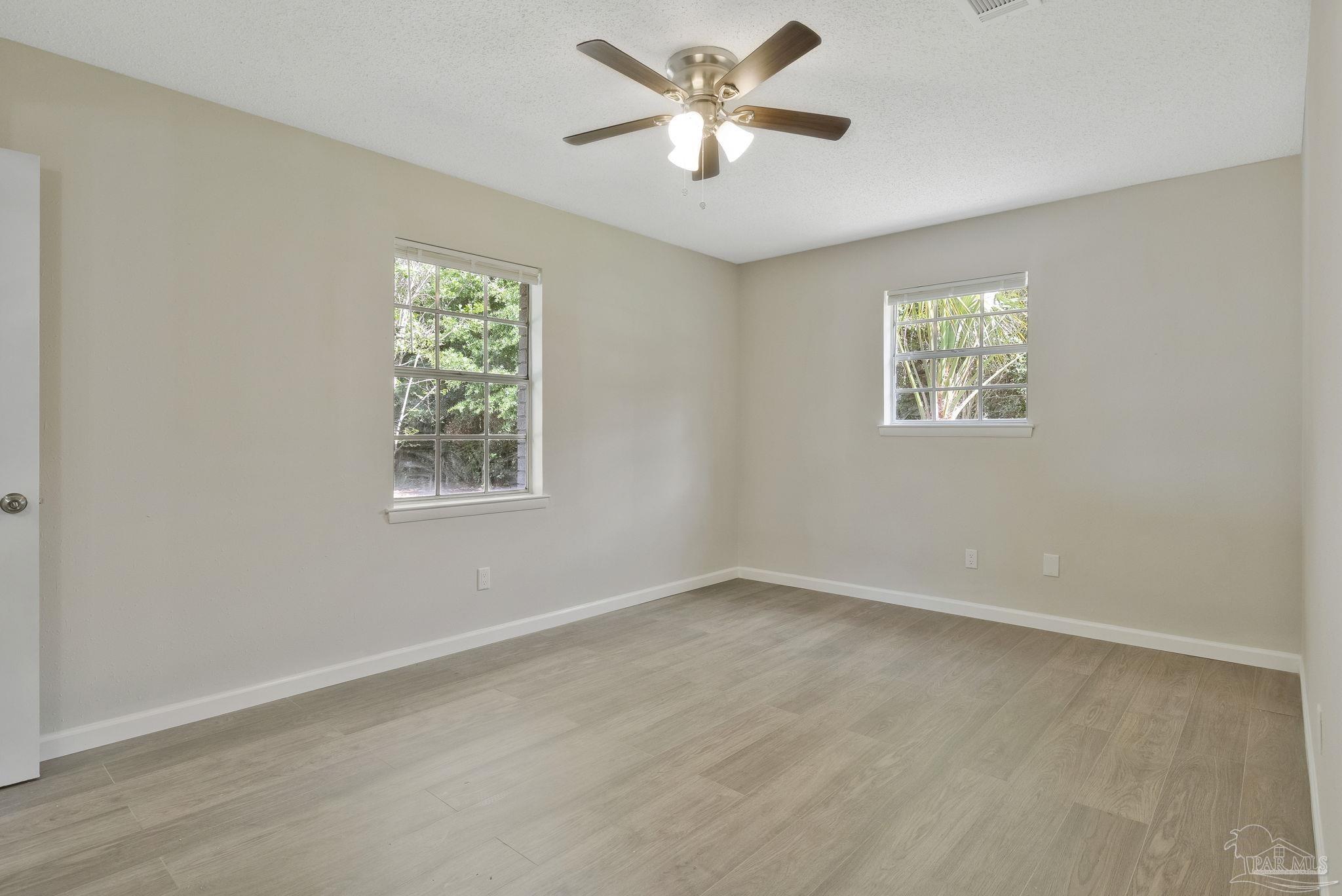 5417 Chipper Lane Pace, FL 32571 - Photo 10 of 25