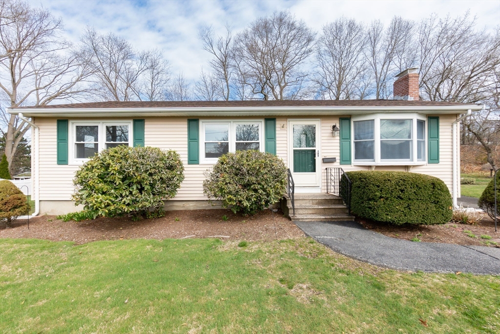 11 Rita Road Peabody, MA 01960 - Photo 2 of 38 Gallery Image 2
