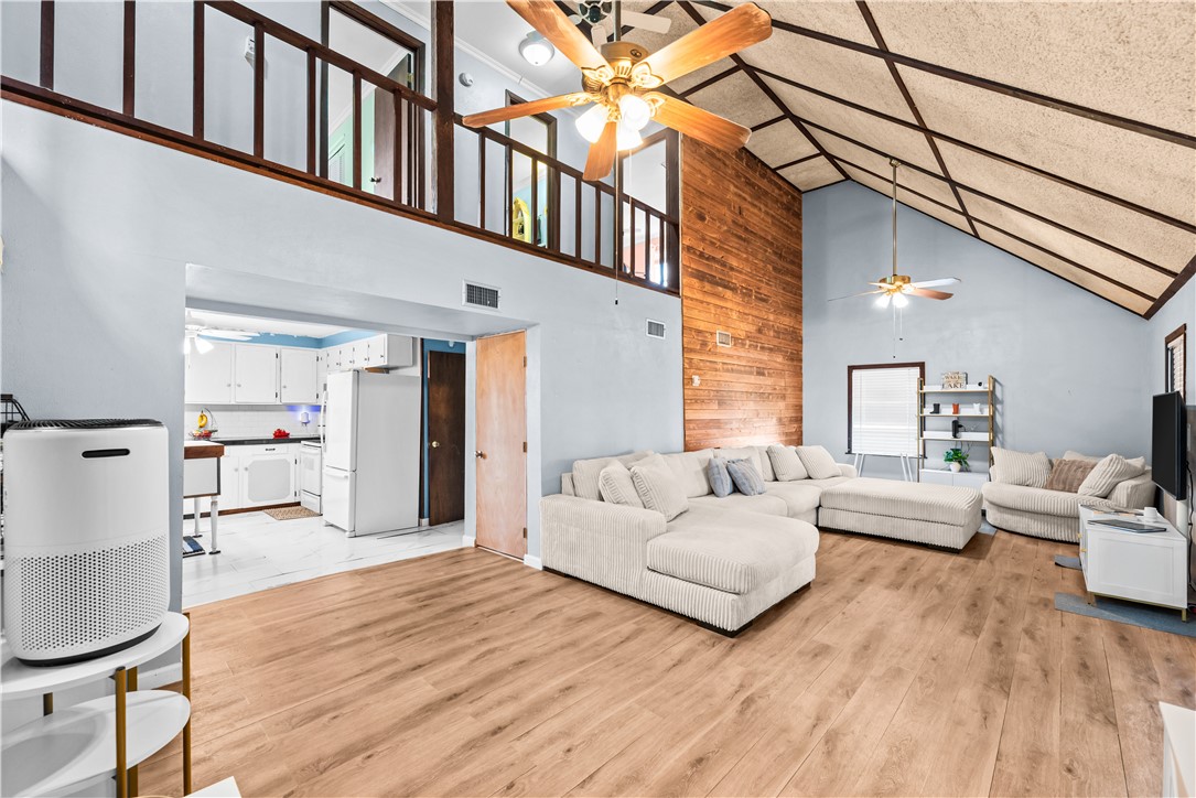 9505 County Road 505 Mathis, TX 78368 - Photo 4 of 19 a living room with furniture