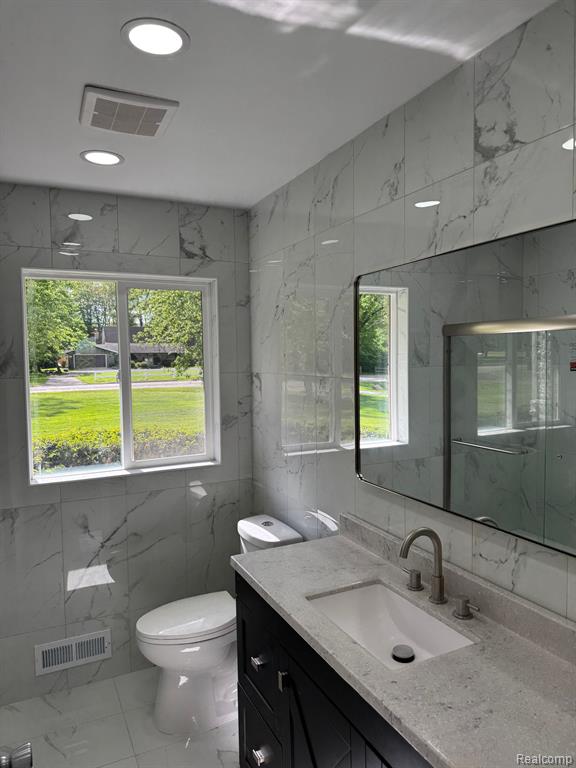 28670 Inkster Road Southfield, MI 48034 - Photo 31 of 34