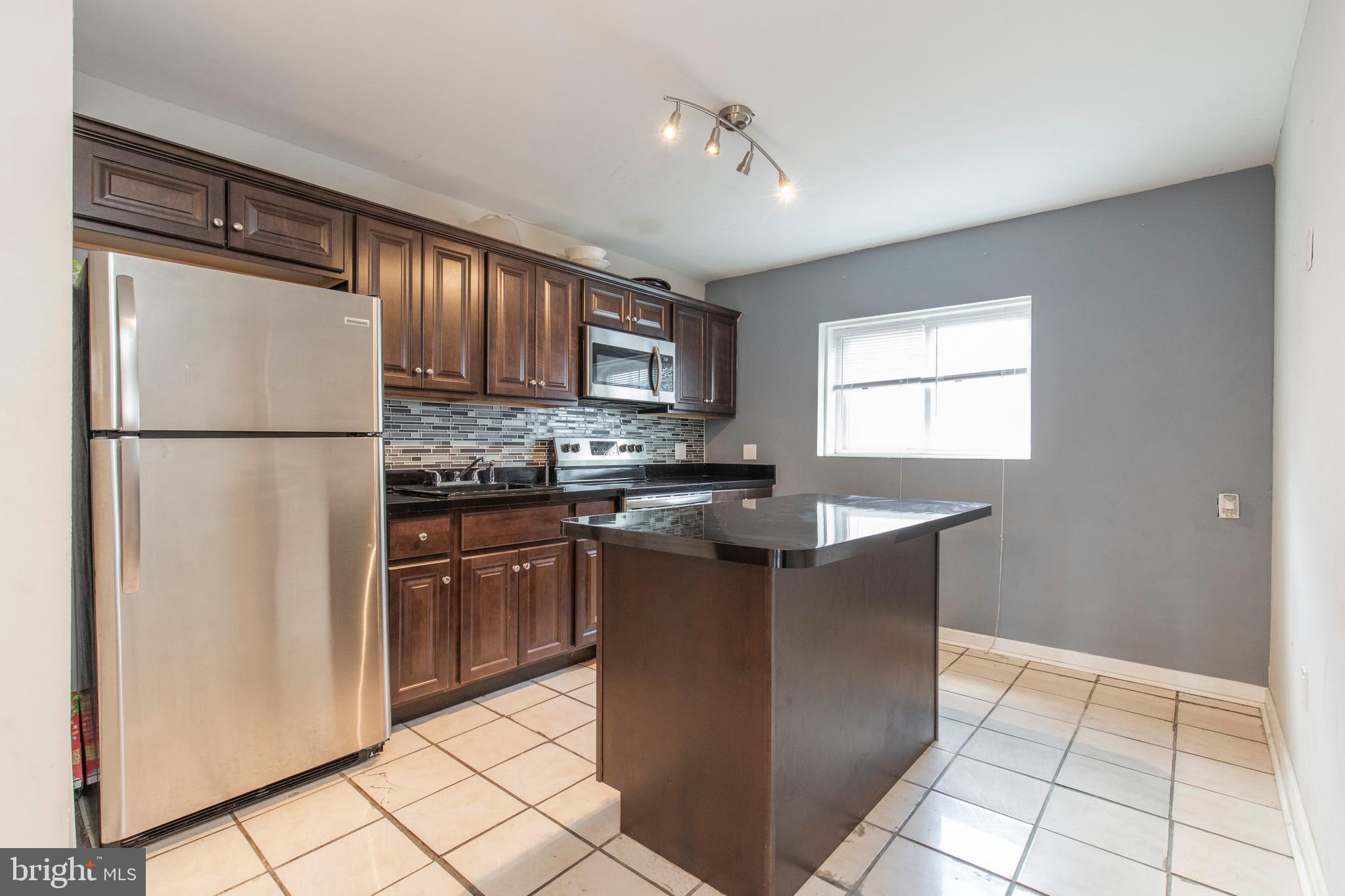 302 Bayard Road Upper Darby, PA 19082 - Photo 8 of 21