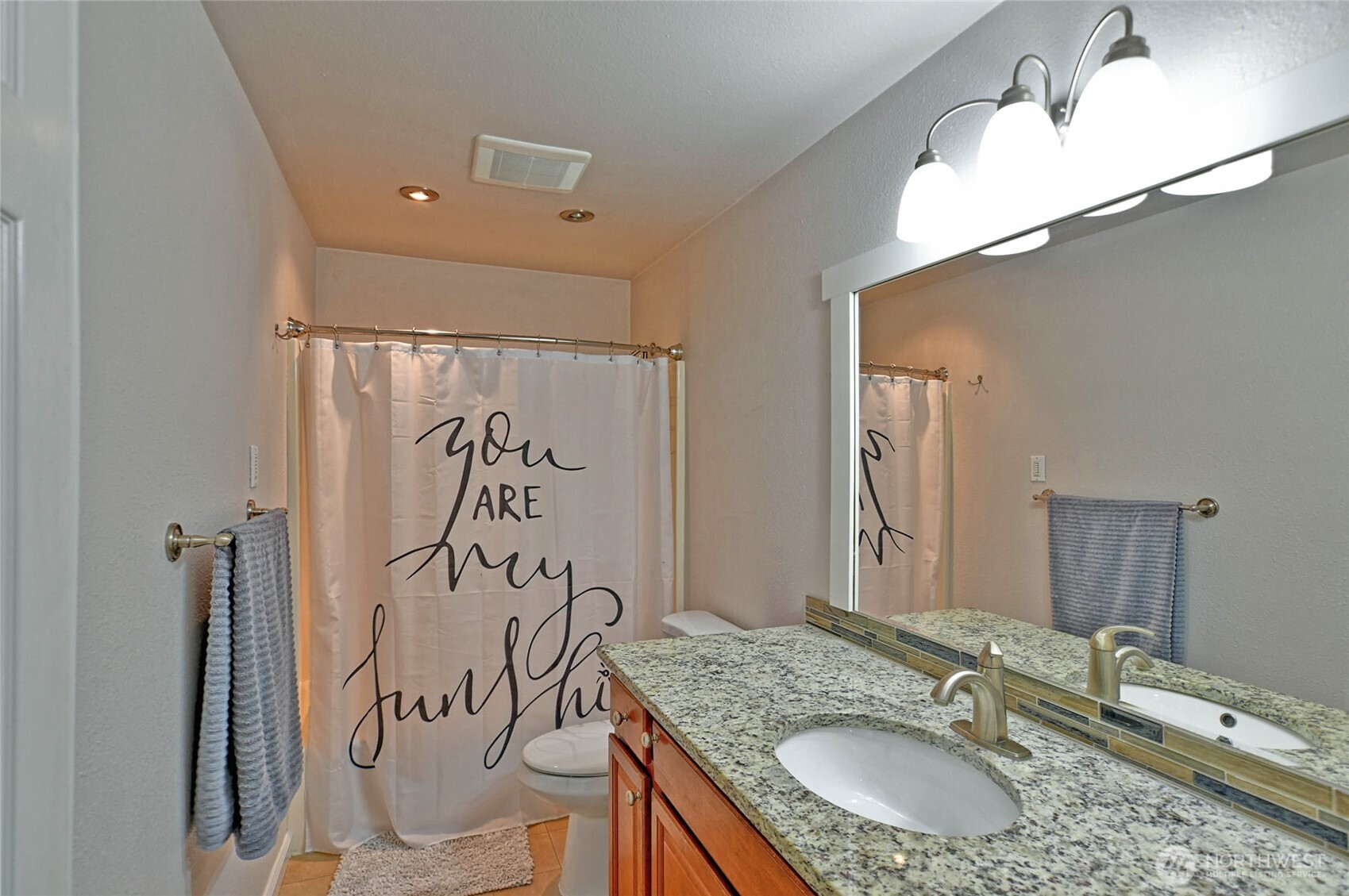 3932 Southeast 10th Place Renton, WA 98058 - Photo 12 of 28 Gallery Image 12
