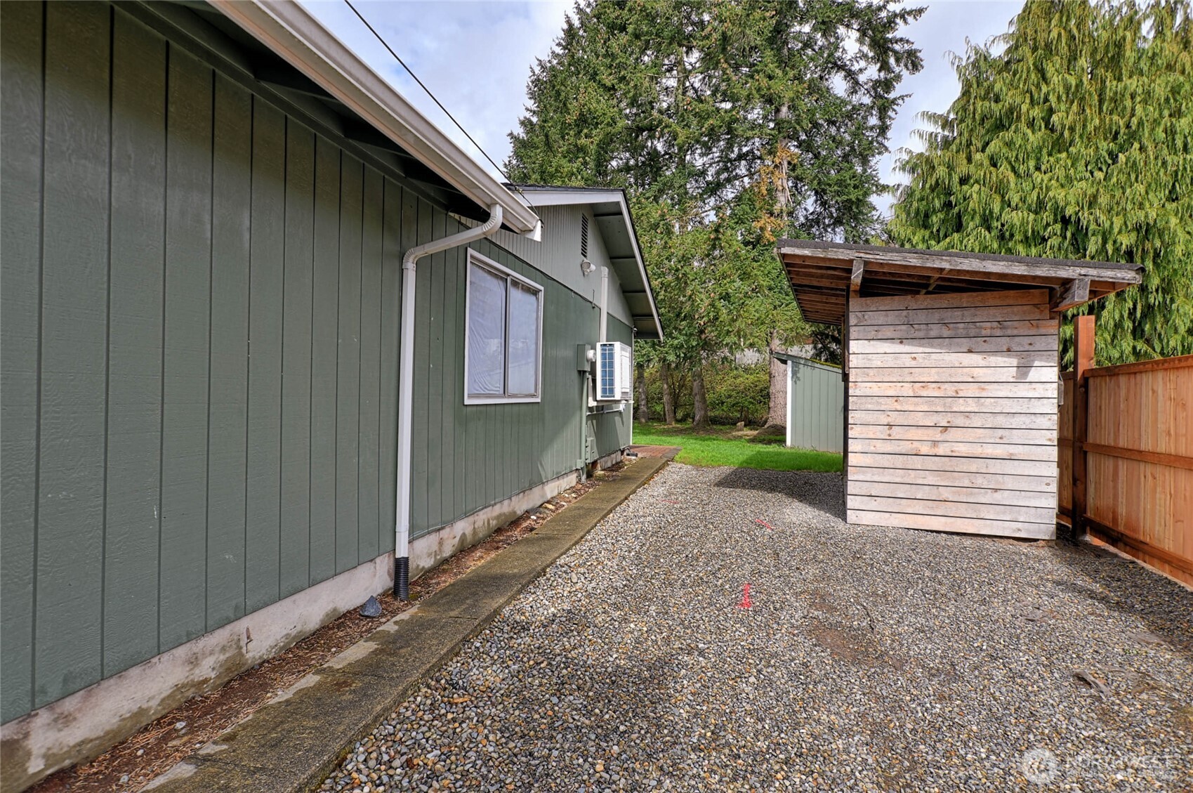 3932 Southeast 10th Place Renton, WA 98058 - Photo 18 of 28 Gallery Image 18