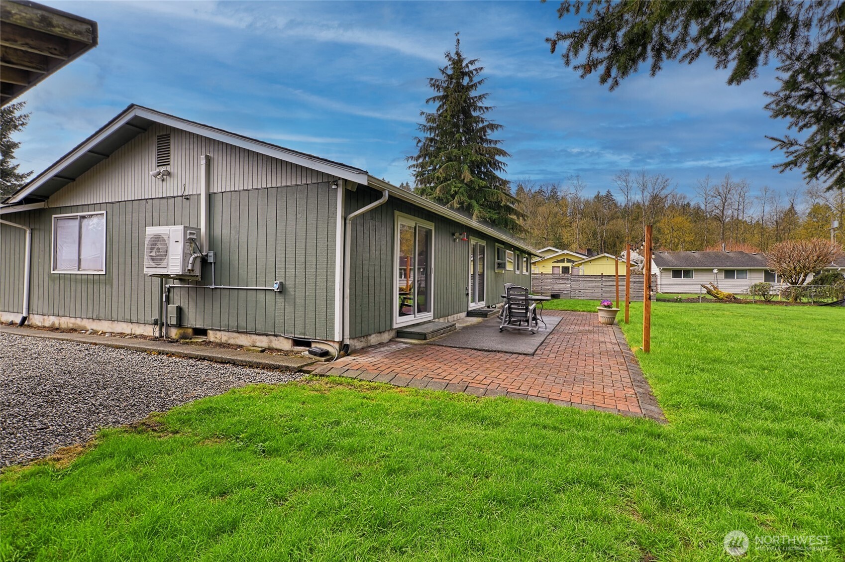 3932 Southeast 10th Place Renton, WA 98058 - Photo 19 of 28 Gallery Image 19
