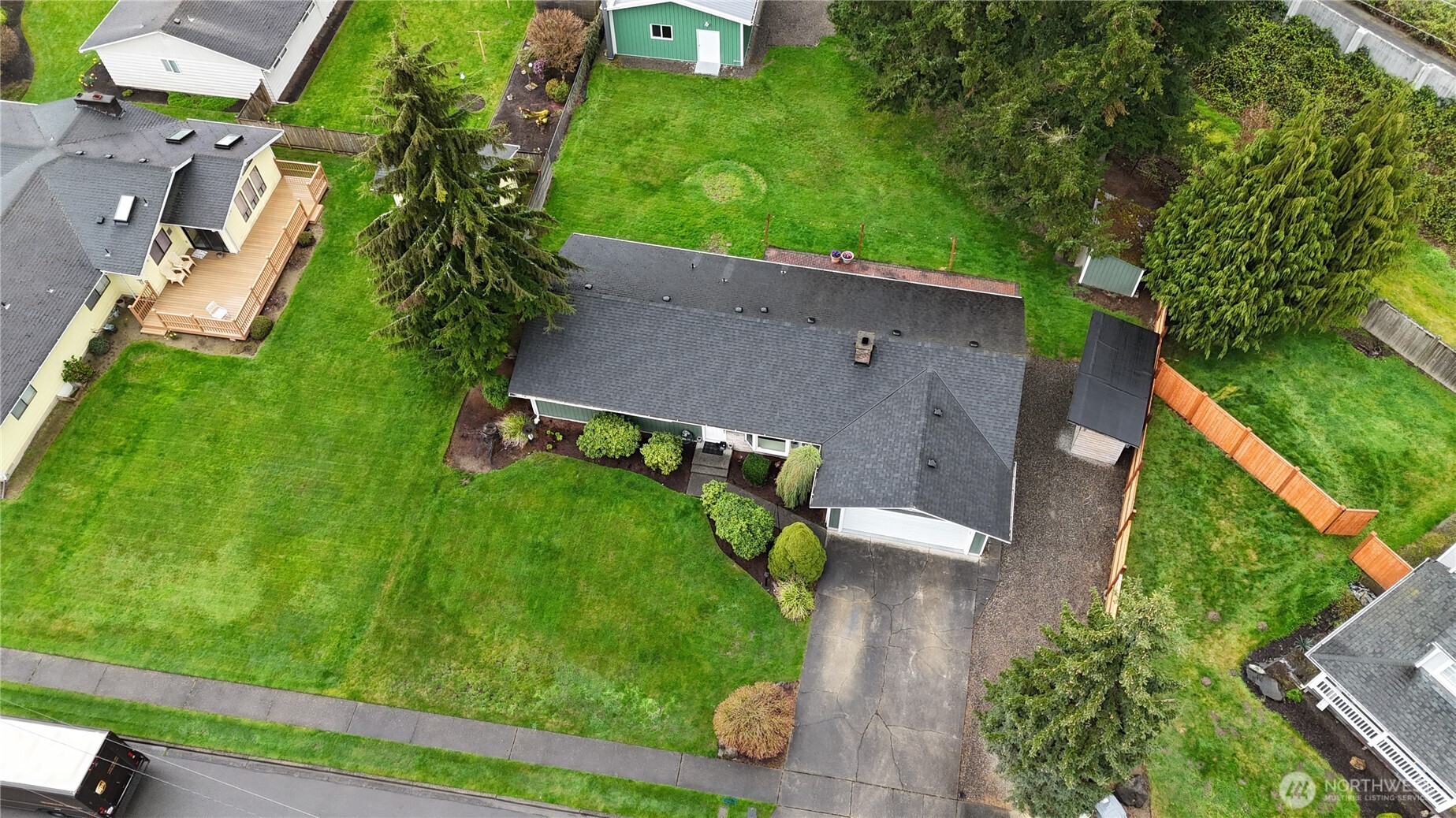 3932 Southeast 10th Place Renton, WA 98058 - Photo 23 of 28 Gallery Image 23