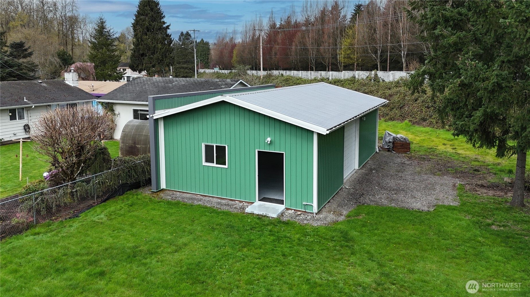 3932 Southeast 10th Place Renton, WA 98058 - Photo 24 of 28 Gallery Image 24