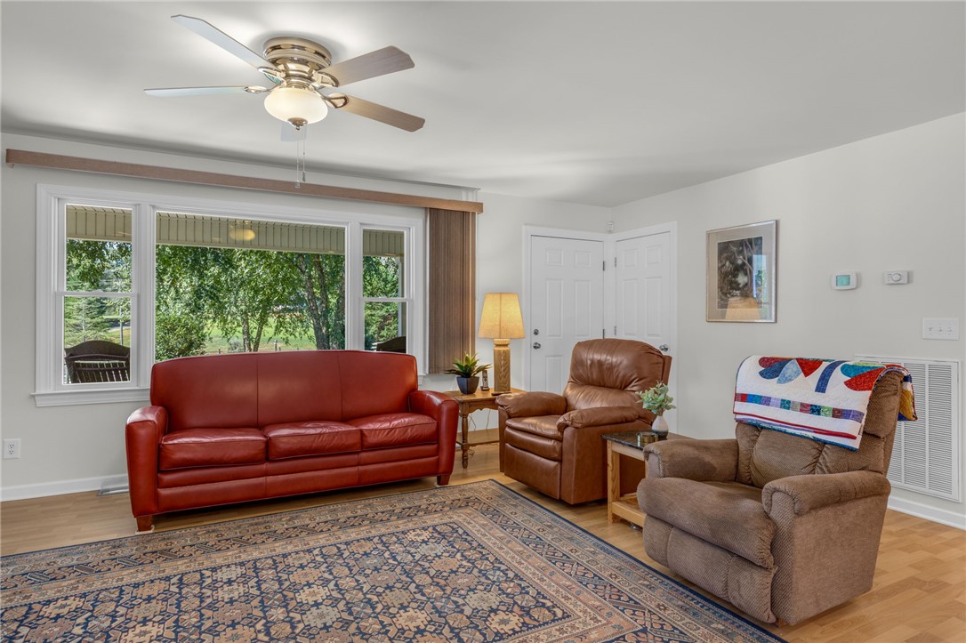 316 Mountain Estates Road Pickens, SC 29671 - Photo 7 of 50