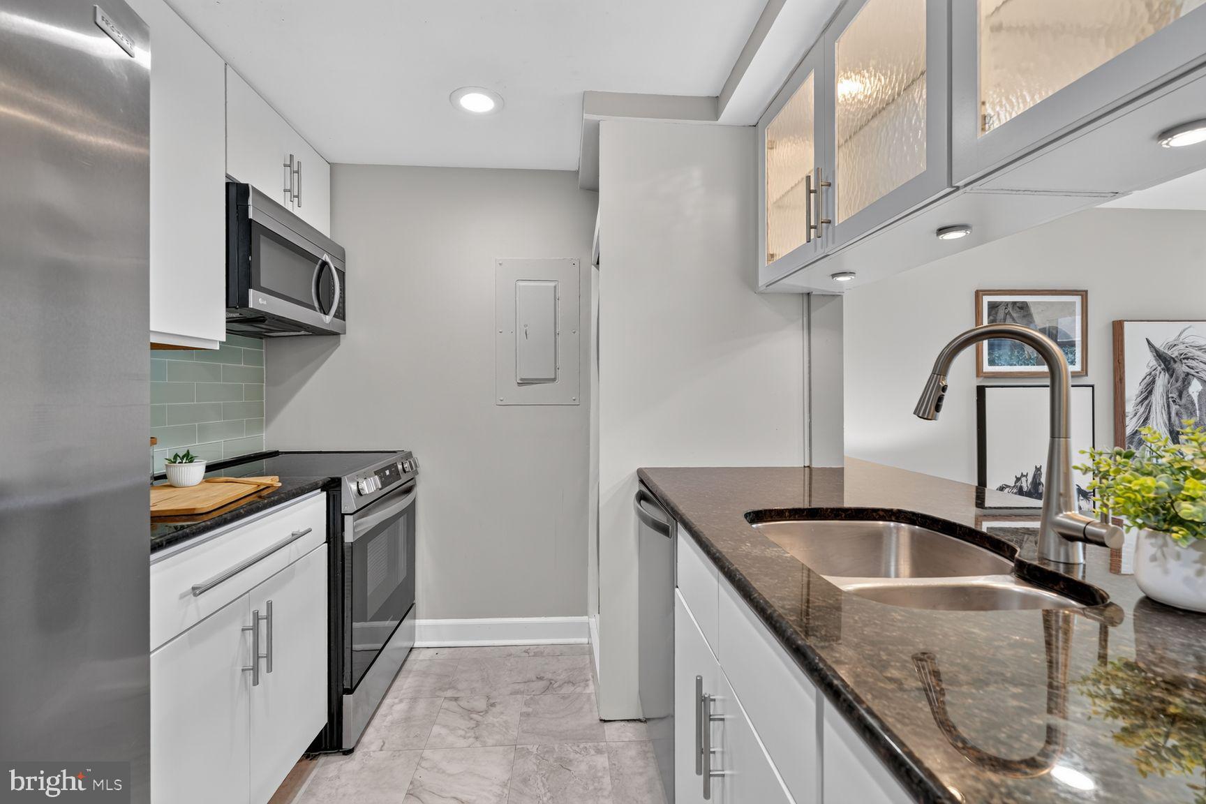 1810 Kalorama Road Northwest, Unit B1 Washington, DC 20009 - Photo 4 of 16 refreshed kitchen w/ plenty of storage