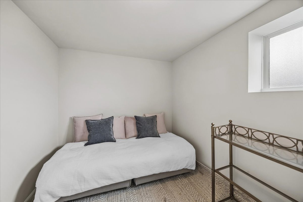 347 Keystone Avenue River Forest, IL 60305 - Photo 30 of 36 a bedroom with a bed and window