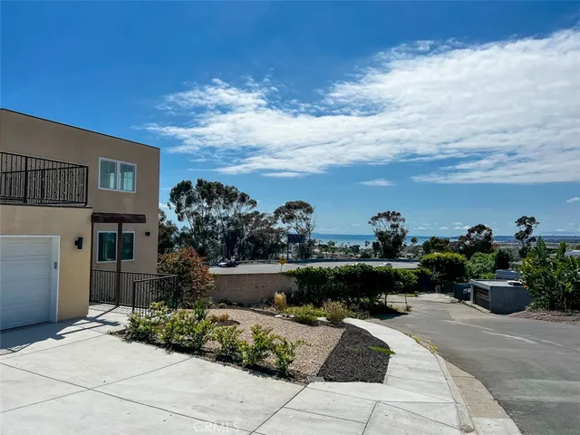 $1,995,000 | 143 North La Esperanza, San Clemente, CA 92672