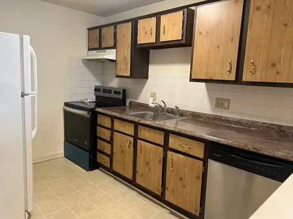 $2,300 | 900 Governors Park, Unit 22, Winthrop, MA 02152