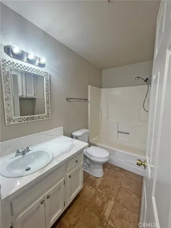 $229,000 | 1110 West 8th Avenue, Unit 4, Chico, CA 95926
