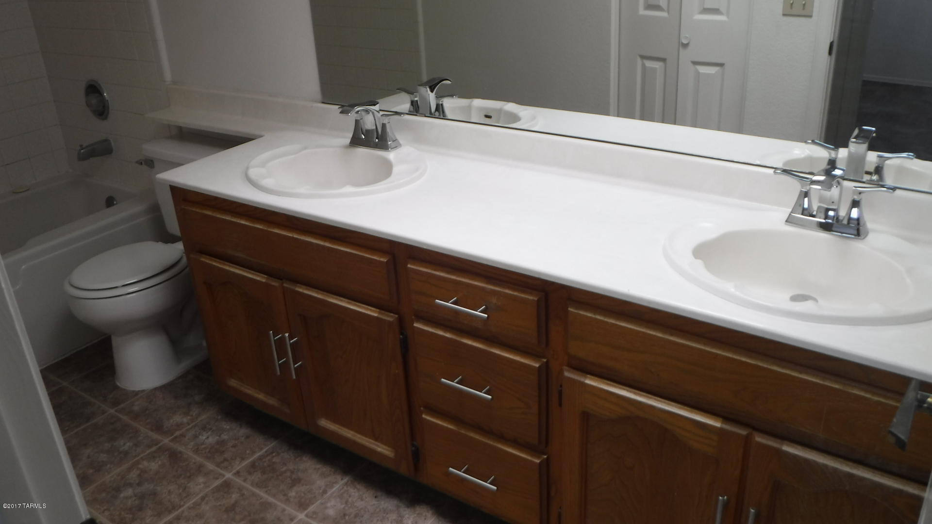 1200 East River Road, Unit J133 Tucson, AZ 85718 - Photo 25 of 33
