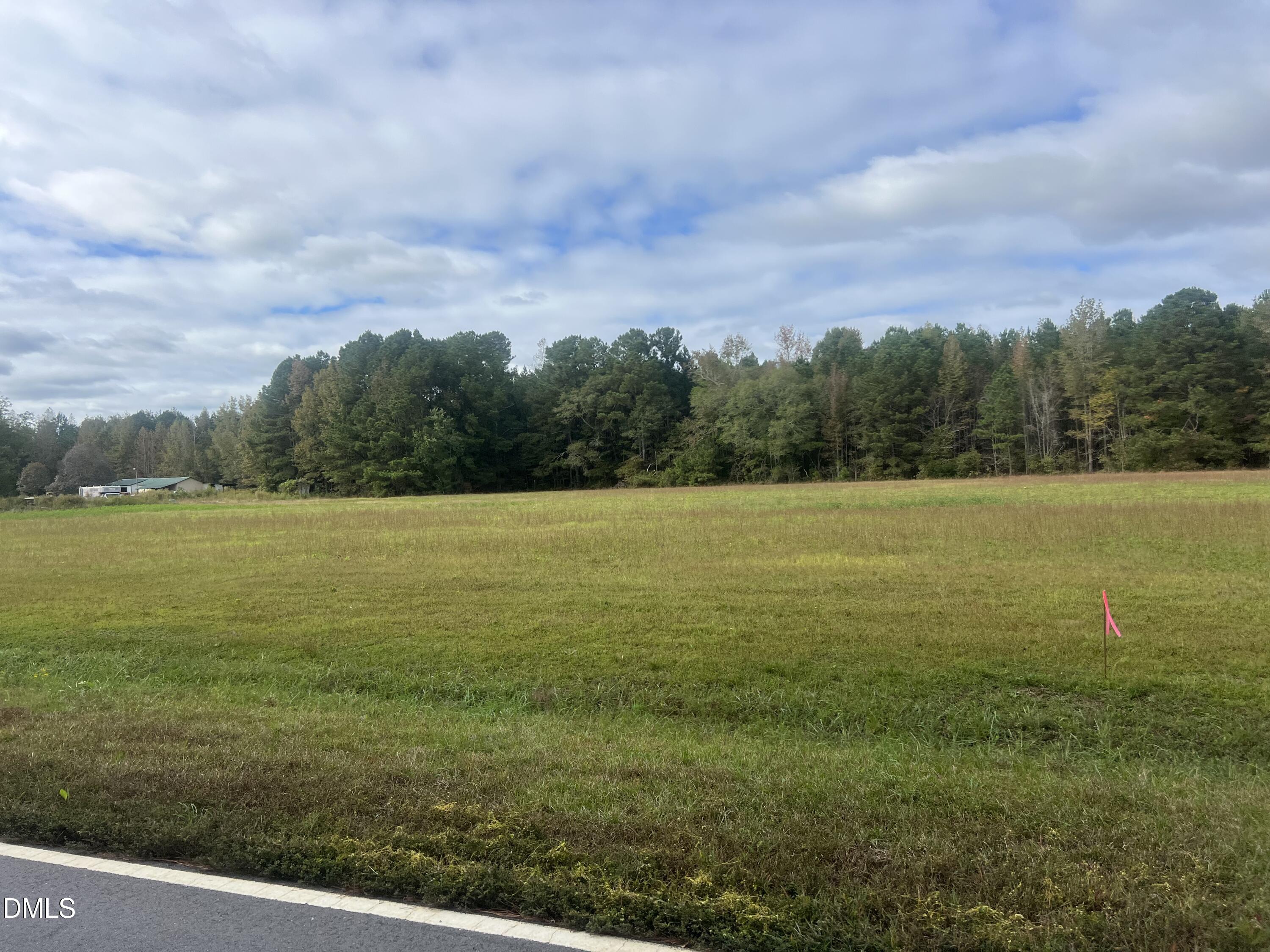 478 Indian Camp Road Smithfield, NC 27577 - Photo 7 of 15 a view of a field with an ocean