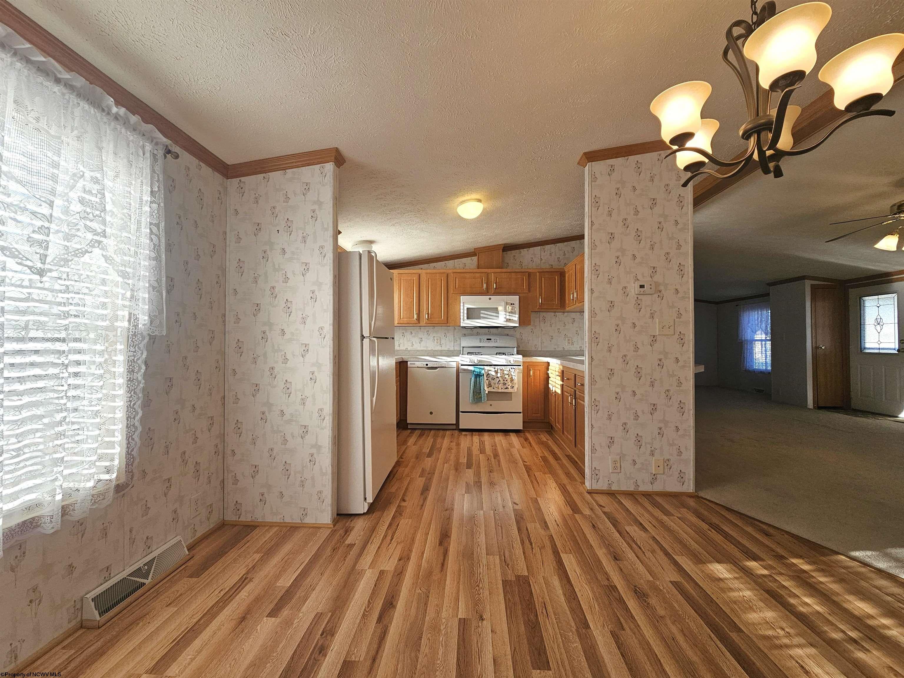 969 Montana Road Fairmont, WV 26554 - Photo 16 of 33 Gallery Image 16