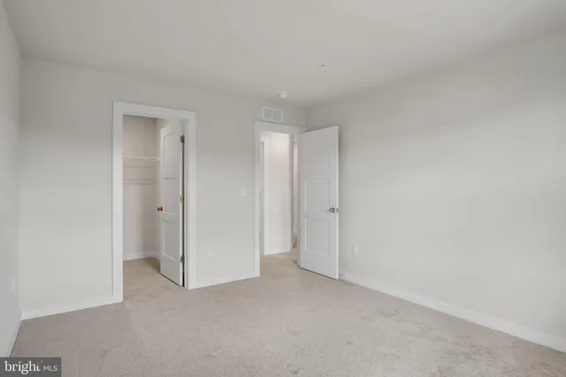 $420,990 | 2141 South Autumn Chase Drive, Unit 2104, Mechanicsburg, PA 17055