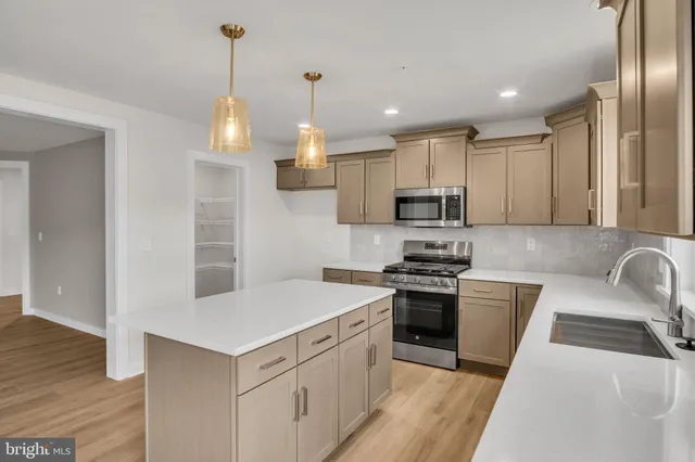 $420,990 | 2141 South Autumn Chase Drive, Unit 2104, Mechanicsburg, PA 17055