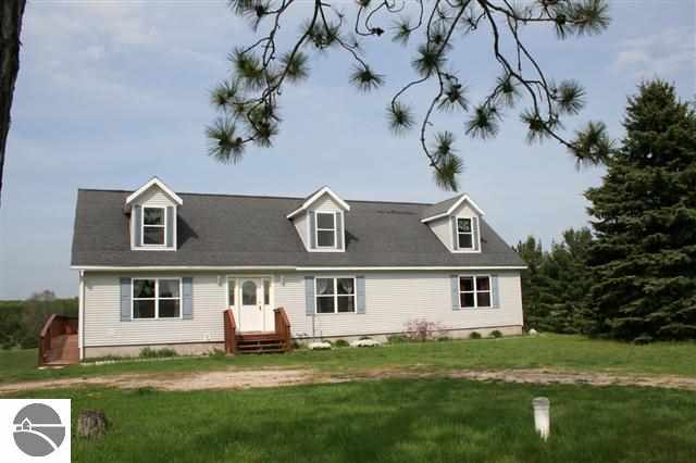 15207 Viaduct Road Copemish, MI 49625 - Photo 2 of 62 1743672-1.JPG